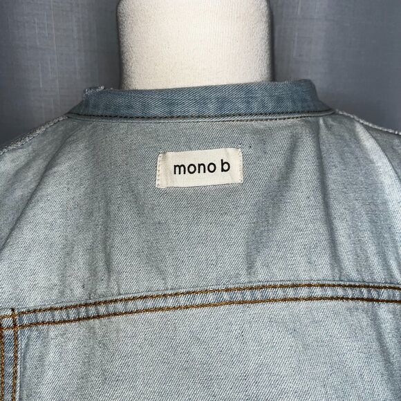 Mono B | oversized light wash denim jacket w/ distressed back NWOT R$64 Small - Picture 7 of 7